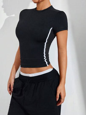 Easithlete ملابس علوية خزان رياضي مقصور الظهر من FeatherFit™ للنساء