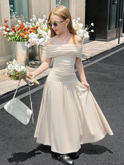 SHEIN فستان طويل أنيق للبنات المراهقات أكتاف مكشوفة مطوي، أحادي اللون، للعودة إلى المدرسة