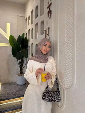 قطعة واحدة من الوشاح الطويل الخفيف الملمس الصلب المتهالك، مناسب للاستخدام اليومي - وشاح مجعد للفستان