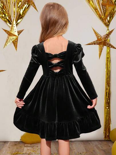 SHEIN فستان بنات صغيرات جميل مزين بفيونكة ثلاثية الأبعاد على الظهر، فستان بسيط أنيق مناسب للخريف والشتاء، للكريسماس، للحفلات، وللبس في أعياد الميلاد
