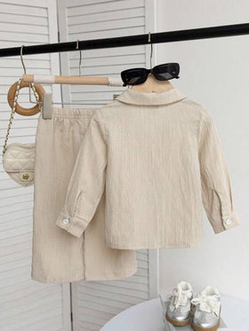 SHEIN Playful Pals طقم بنطلون وقميص كاجوال بسيط لفتيات الرضع في الربيع والخريف، قميص كم طويل بياقة كاجوال بلون المشمش مقترن مع بنطلون بنفس اللون، مناسب للاستخدام اليومي في المدرسة والتنقل