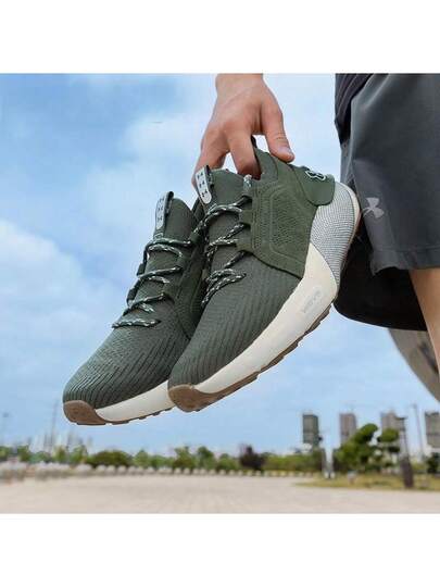 Under Armour حذاء رياضي رجالي جديد من HOVR مصنوع من جلد الغزال الممتص للصدمات والقابل للتنفس للركض