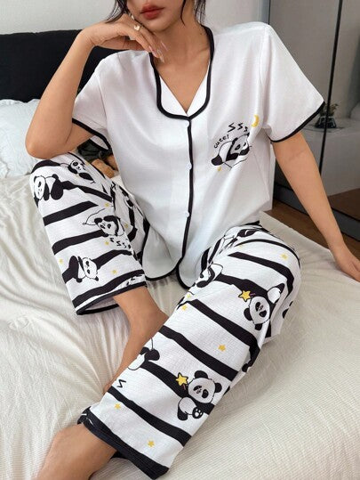 SHEIN بيجامة كاجوال للنساء مكونة من كارديجان بنقشة مخططة وتصميم نمر نائم