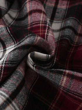 SHEIN مجموعة بيجامة كاجوال قطعتين من البلوزة والبنطلون ذات الرسمة المربعة الحمراء والبيضاء، ملابس خريف وشتاء