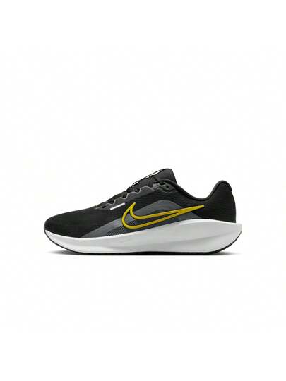Nike أحذية الجري على الطرق للرجال نايك داونشيفتر 13 باللون الأسود/البرتقالي الساطع-الرمادي الحديدي-الأبيض
