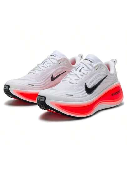 حذاء جري ZoomX للرجال مزود ببطانة عالية الارتداد من إسفنج ZoomX حذاء رجالي NIKE VOMERO PLUS حذاء رياضي خفيف الوزن لممارسة التمارين الخارجية حذاء كاجوال مريح وجيد التهوية HV8150-100