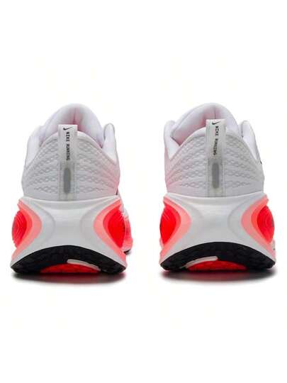حذاء جري ZoomX للرجال مزود ببطانة عالية الارتداد من إسفنج ZoomX حذاء رجالي NIKE VOMERO PLUS حذاء رياضي خفيف الوزن لممارسة التمارين الخارجية حذاء كاجوال مريح وجيد التهوية HV8150-100