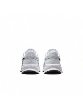 Nike أحذية الجري للرجال نايك رن ديفاي باللون الأبيض/الأسود