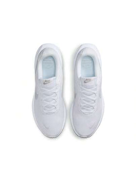 Nike أحذية الجري على الطرق للرجال نايك ريفولوشن 8 باللون الأبيض/البلاتيني النقي
