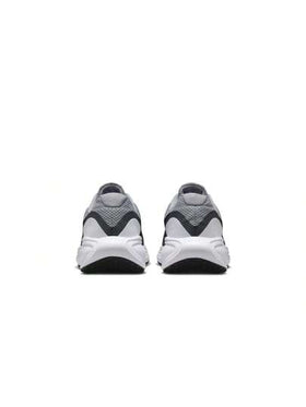Nike أحذية الجري على الطرق للرجال نايك ريفولوشن 8 بلون رمادي فاتح/أسود-رمادي داكن-أبيض