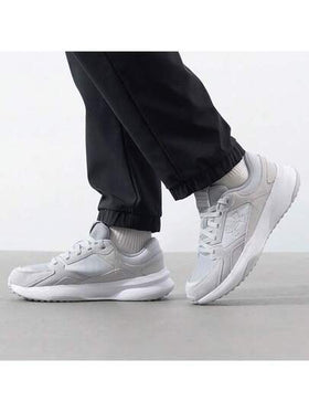 Under Armour أحذية جري خفيفة الوزن جديدة للرجال، أحذية أبي ريترو