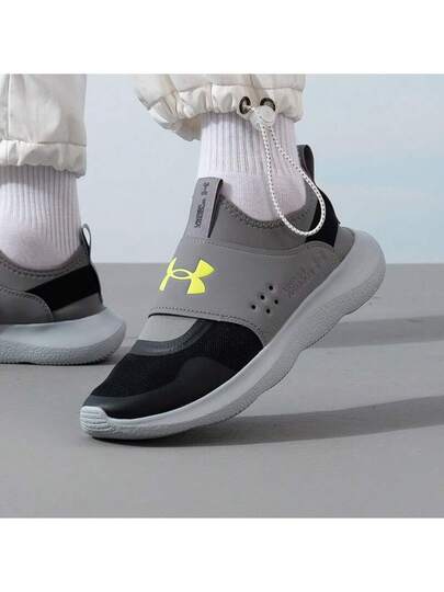 Under Armour أحذية رياضية رجالية من رانبلاي مريحة وناعمة ومرنة وقابلة للتنفس وخفيفة الوزن، أحذية تدريب اللياقة البدنية والجري، بتصميم سهل الارتداء