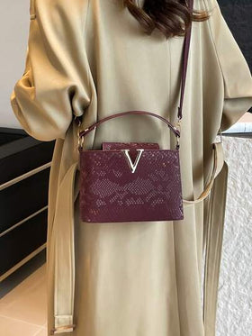 حقيبة يد فاخرة للنساء من علامة تجارية، حقيبة كبيرة بنقشة جلد التمساح عالية الجودة، حقيبة كتف عصرية متعددة الاستخدامات موديل 2025، سعة كبيرة، حقيبة يد عصرية، حقيبة كبيرة جديدة، عنصر مطابق ل- INS، حقيبة كتف كاجوال رجعية، حقيبة كتف، حقيبة كروس بودي لامعة عال