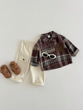SHEIN Playful Pals مجموعة قميص كم طويل جيب مربعات وبنطلون للأطفال الصبيان، مناسبة للخريف/الشتاء، للارتداء اليومي والخارجي، قطعتان
