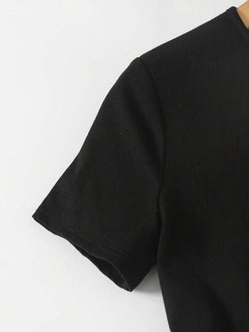 SHEIN فستان بنات المراهقات للربيع والصيف/أنيق رجعي/أسود محبوك بلون سادة رقبة دائرية أكمام قصيرة/مطرز بطبعة نمر على الذيل/خصر