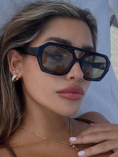زوج من النظارات الشمسية للنساء بإطار بولي كربونات بتصميم بوليجون عتيق ذو جسر مزدوج، بطراز الشارع الموضة الشخصية