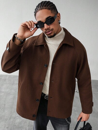 Manfinity Homme معطف كاجوال أحادي الصدر بأكمام راجلان ذو لون سادة، هدية رائعة لصديقك، جاكيت بني للرجال للعودة إلى المدرسة، جاكيت خارجية للرجال بطراز "Old Money"، خريف وشتاء