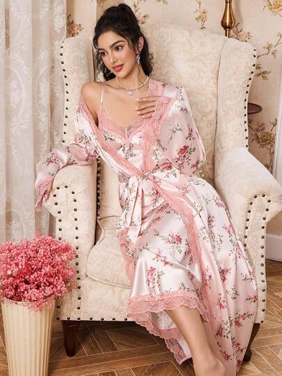 FloralLove مجموعة بيجامات نسائية مكونة من فستان نوم وردي مطبوع بزهور مع تريم من الدانتيل وروب حزام من الساتان، مجموعة ملابس منزلية أنيقة ودافئة للخريف والشتاء