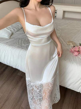 SHEIN قميص نوم نسائي من الدانتيل والرقعة بتصميم ظهر مكشوف