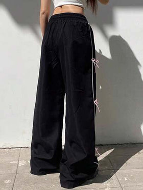 SHEIN Explorewe بنطال رياضي بساق واسعة بخصر مطاطي باللون الأسود مع حواف بيضاء ذو طراز أمريكي رجعي مناسب للفتيات المراهقات للاستخدام اليومي والشارع وأسلوب الموضة العصري