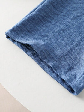 SHEIN Genkimix Kids بنطلون كاجوال للفتيات الصغيرات مزين بفيونكة 3D جميلة على حزام قماش مضفر باللون الأزرق