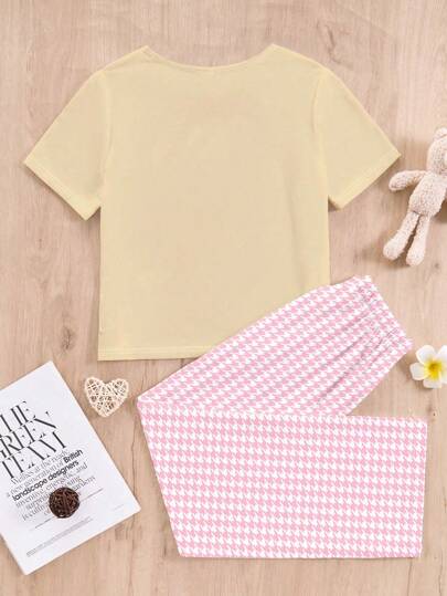 SHEIN بيجامة مراهقات بطباعة قلب بتصميم مرن وفضفاض، رقبة طاقم، أكمام قصيرة، مناسبة للربيع/الصيف