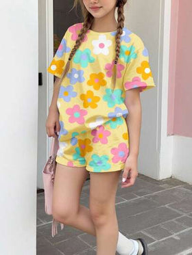 Emery Rose Kids Emery Rose Kids مجموعة بلوزة كم قصير وشورت 2 قطعة مصممة للفتيات المراهقات ذات طراز بسيط، مناسبة للصيف
