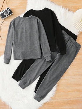 SHEIN 4 قطع مجموعة بيجاما للأولاد المراهقين تتكون من ملابس علوية كاجوال بياقة طاقم وأكمام طويلة وسراويل ضيقة بخصر مطاطي