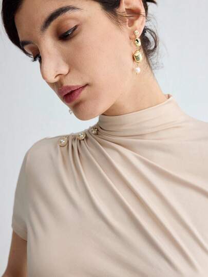 BizChic ملابس علوية نسائي بياقة عالية وأكمام قصيرة مطوية، قطعة أساسية مناسبة للخروجات والمكتب والملابس الرسمية الكاجوال، للخريف