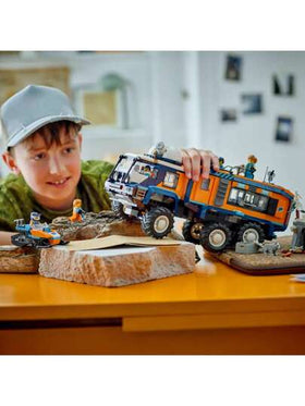 LEGO شاحنة مختبر استكشاف القطب الشمالي - لعبة بناء علمية - مجموعة لعب تظاهرية للأولاد والبنات من عمر 8 سنوات فما فوق - شاحنة لعبة قابلة للبناء للأطفال مع 5 شخصيات صغيرة - فكرة هدية لأعياد الميلاد - 60471