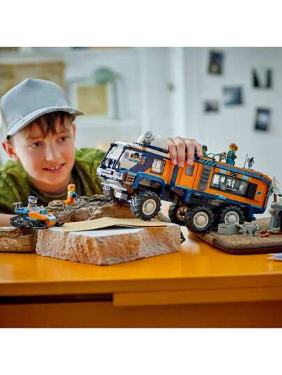 LEGO شاحنة مختبر استكشاف القطب الشمالي - لعبة بناء علمية - مجموعة لعب تظاهرية للأولاد والبنات من عمر 8 سنوات فما فوق - شاحنة لعبة قابلة للبناء للأطفال مع 5 شخصيات صغيرة - فكرة هدية لأعياد الميلاد - 60471