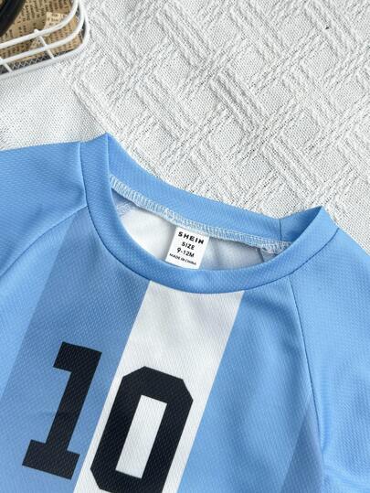 SHEIN طقم رياضي كاجوال لطفل رضيع حديث الولادة من عمر 0-3 سنوات، ملابس علوية كرة قدم بأكمام راجلان وشورت، فريق برشلونة