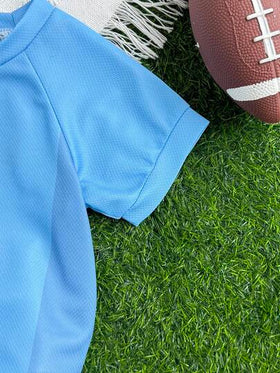 SHEIN طقم رياضي كاجوال لطفل رضيع حديث الولادة من عمر 0-3 سنوات، ملابس علوية كرة قدم بأكمام راجلان وشورت، فريق برشلونة