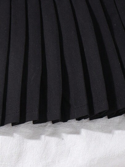 SHEIN Elladie kids فستان أنيق للفتيات الصغيرات مزين بزهرة بيضاء، قبة دائرية سوداء، أكمام طويلة، قاعدة منسدلة، مريح وأنيق، مناسب للخريف والشتاء
