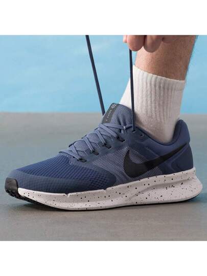 Nike أحذية تدريب رياضية للجري سويفت 3 للرجال