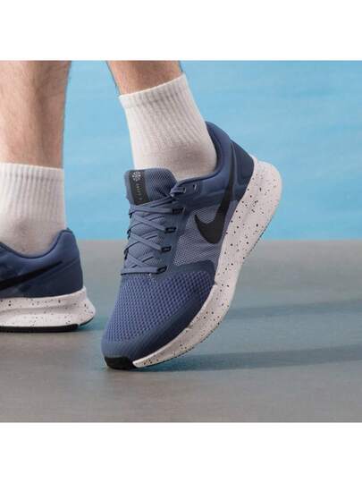 Nike أحذية تدريب رياضية للجري سويفت 3 للرجال