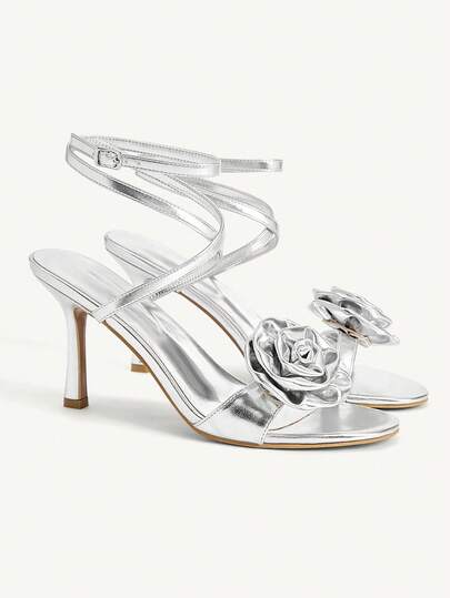 CUCCOO CHICEST صندل بحزام كاحل مزين بوردة معدنية فضية، أنيق وعصري للمناسبات الرسمية، ذو كعب عالي وأصبع مستدير