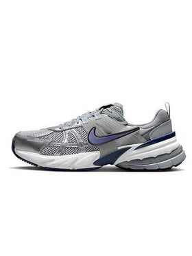 حذاء رياضي كاجوال مريح وعملي للرجال من نايك (NIKE) موديل V2K RUN HJ4497-002