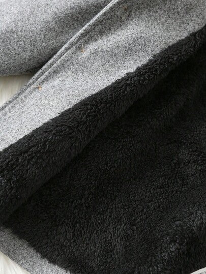 SHEIN اشتر واحد واحصل على واحد مجانًا طفل/طفل ذكر/أنثى 2 قطعة/مجموعة معطف صوفي رمادي سميك مبطن مع قبعة، معطف شتوي، معطف مبطن، طراز بسيط مناسب للجميع، مناسب للارتداء الداخلي والخارجي والتزلج والاستخدام اليومي والرياضة واللعب والحفلات وتصوير الصور والأعياد