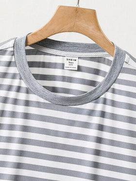 SHEIN ملابس بنطلون وبلوزة مخططة للمراهقين الأولاد - ملابس علوية كم قصير مخططة وبنطلون جوجر، كاجوال، مريح، متعدد الاستخدامات، قماش ناعم، مناسب للمدرسة والخروجات والارتداء اليومي، خريف/شتاء
