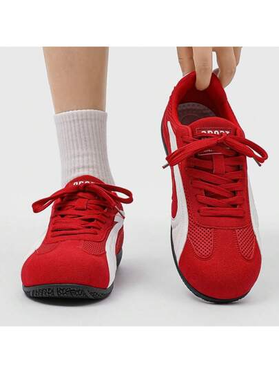 أحذية المشي الخفيفة للرجال - أحذية رياضية قابلة للتنفس بنظام ربط للركض والجيم والتنزه والاستخدام اليومي - مريحة بوسادة مانعة للانزلاق