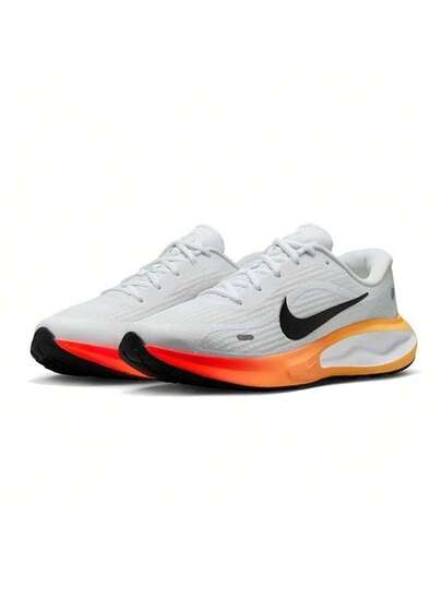 Nike حذاء رياضي JOURNEY RUN للرجال للجري