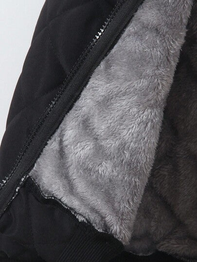 SHEIN Genkimix Kids 1 قطعة جاكيت شبابية كاجوال متعددة الاستخدامات من قماش مبطن بنمط ماسي رمادي اللون، مزينة برسومات حرفية، بياقة وأطراف مرنة، تصميم بسيط وأنيق مناسب للأولاد من عمر 4-7 سنوات للارتداء اليومي في فصلي الخريف والشتاء، مناسب للعودة إلى المدرسة