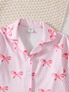 SHEIN طقم بيجامة كاجوال طويلة الأكمام مزين بعقدة وردية للفتيات الصغيرات