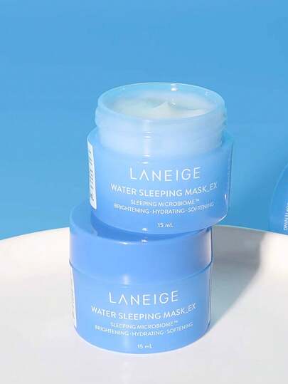 Laneige قناع النوم المائي [ميني] من لانيج 15مل*3/45مل / مُنير، مرطب، ناعم / قناع نوم كوري يرطب البشرة بعمق طوال الليل ويعيد إشراقتها. الصيغة الجلاتينية الخفيفة والمنعشة تهدئ البشرة برفق وتحافظ على الرطوبة لشعور خفيف ومريح. [تغليف عشوائي (نمطان)]
