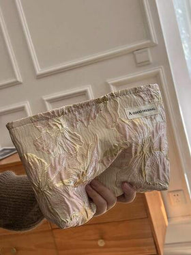 حقيبة مستحضرات تجميل بطبعة زهرية جاكارد، بملمس مزخرف باللونين الوردي والأزرق، سعة كبيرة، منظم محمول للسفر، حقيبة قابضة بسحاب ناعم، حقيبة يدوية، تخزين للحمام، هدية لعيد الحب، رأس السنة، الزفاف، حقيبة مستحضرات تجميل للسيدات، حقائب السيدات، حقيبة مستحضرات تج