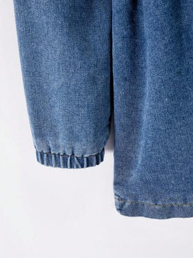SHEIN جاكيت جينز كاجوال مزود بقلنسوة للفتيات المراهقات، خصر بسحاب، جيوب مائلة، أساور مطاطية، مناسب للمدرسة والتسوق والنزهات والسفر، يمكن ارتداؤه مع البلوزات ذات الأكمام الطويلة والبناطيل الرياضية والبناطيل