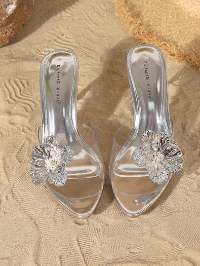 On feet& in love صنادل نسائية أنيقة وعصرية بحزام مزين بالكريستال وفتحة للأصابع، مناسبة للارتداء مع الفساتين والأحذية ذات الكعب العالي في الصيف
