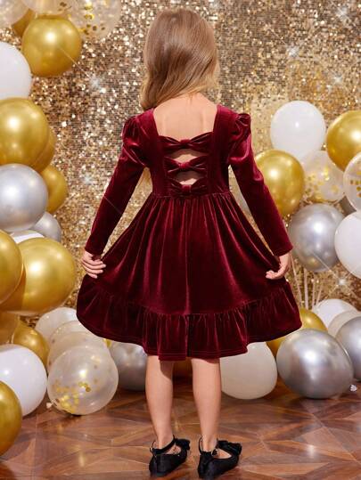 SHEIN فستان زينة شريط أسود 3D طفولي جميل للفتاة الصغيرة، فستان بسيط عادي أنيق، مناسب للخريف والشتاء، لكريسماس، للحفلات، لعيد الميلاد