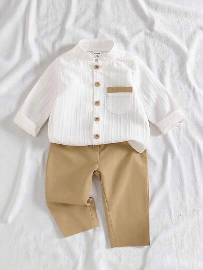 SHEIN Vintaside Kids مجموعة ملابس علوية اطفال ولادي بياقة قائمة وأكمام قصيرة مع أزرار و جيوب، وشورت خصر مطاطي، أسلوب كاجوال، رجعي،فضفاض ومريح للصيف، قطعتان